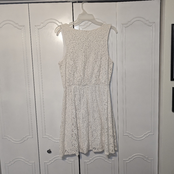 ๐ค Charming Charlie white lace mini dress - Picture 13 of 13